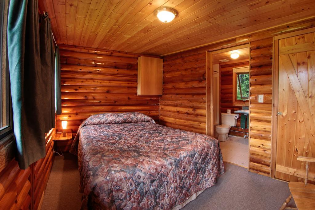 Mount Robson Lodge Екстериор снимка